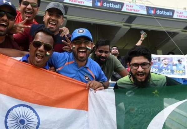 ICC Champions Trophy 2025:  India, Pakistan fans join forces to troll PAK’s sluggish performance vs IND! Watch here