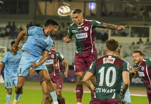 Late drama as Mumbai City FC snatch draw from Mohun Bagan in 2-2 thriller