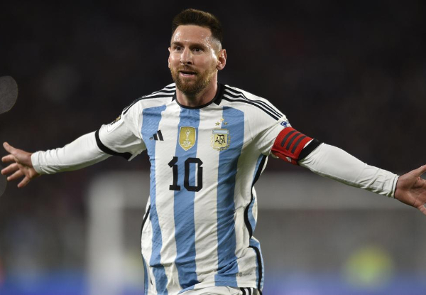 Copa America 2024 : Messi closes gap on Ronaldo's Goal record ahead of mega tournament