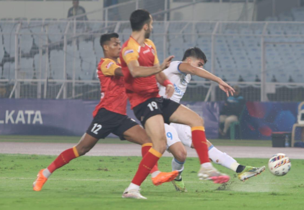 ISL 2024-25: East Bengal climbs one step higher defeating Jamsedhpur by 1-0