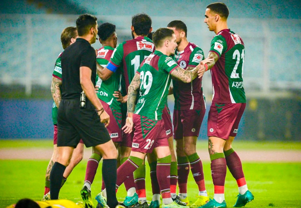 ISL 2024-25: Mohun Bagan starts new year with commanding 3-0 win over Hyderabad FC